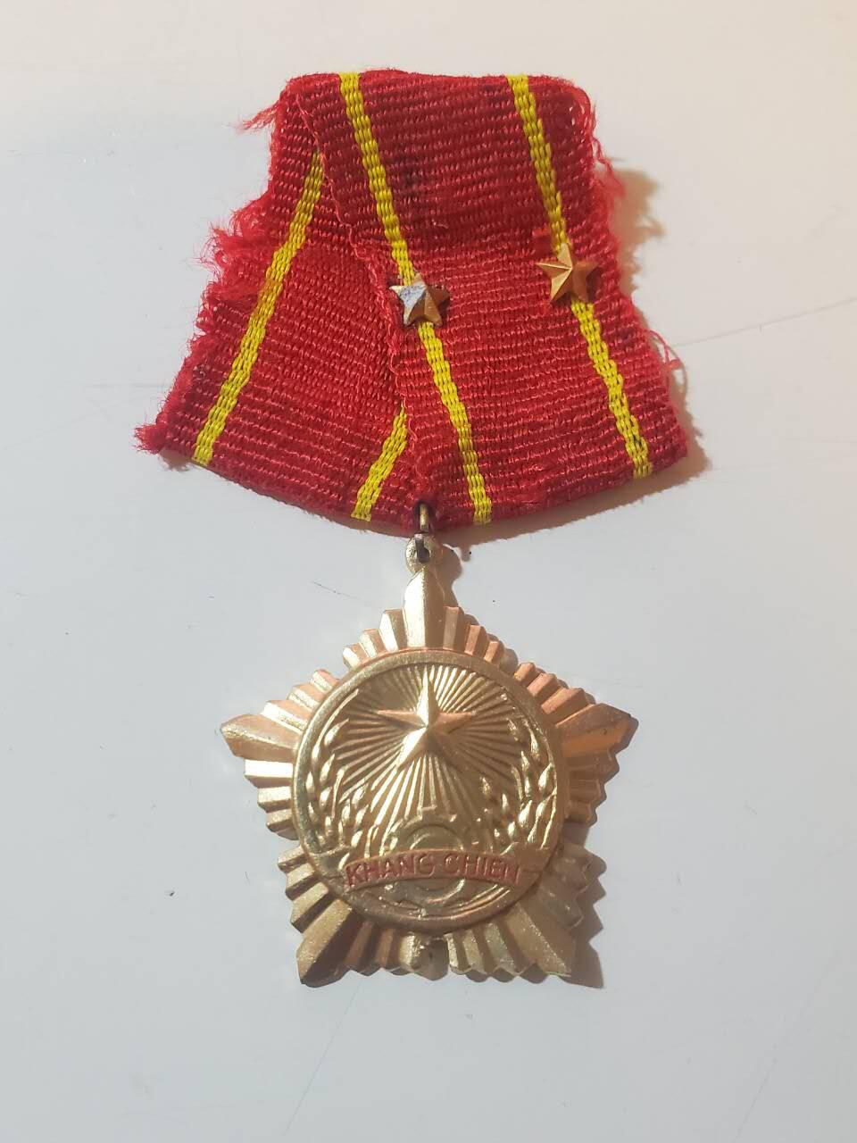 韵星假日拍卖第三十七期 -- Rimey Holidays Auction 37 越南社会主义共和国二级抗战勋章 越中战争时期早期软挂