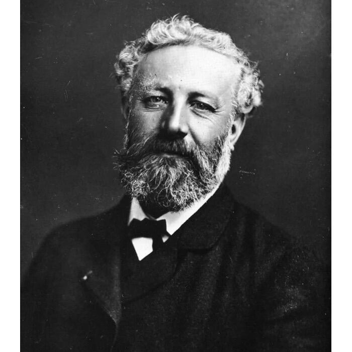 【艺术】法国艺术大章1905年 科幻大文豪凡尔纳 高浮雕精制超大镀金章 带原盒 68MM 154克