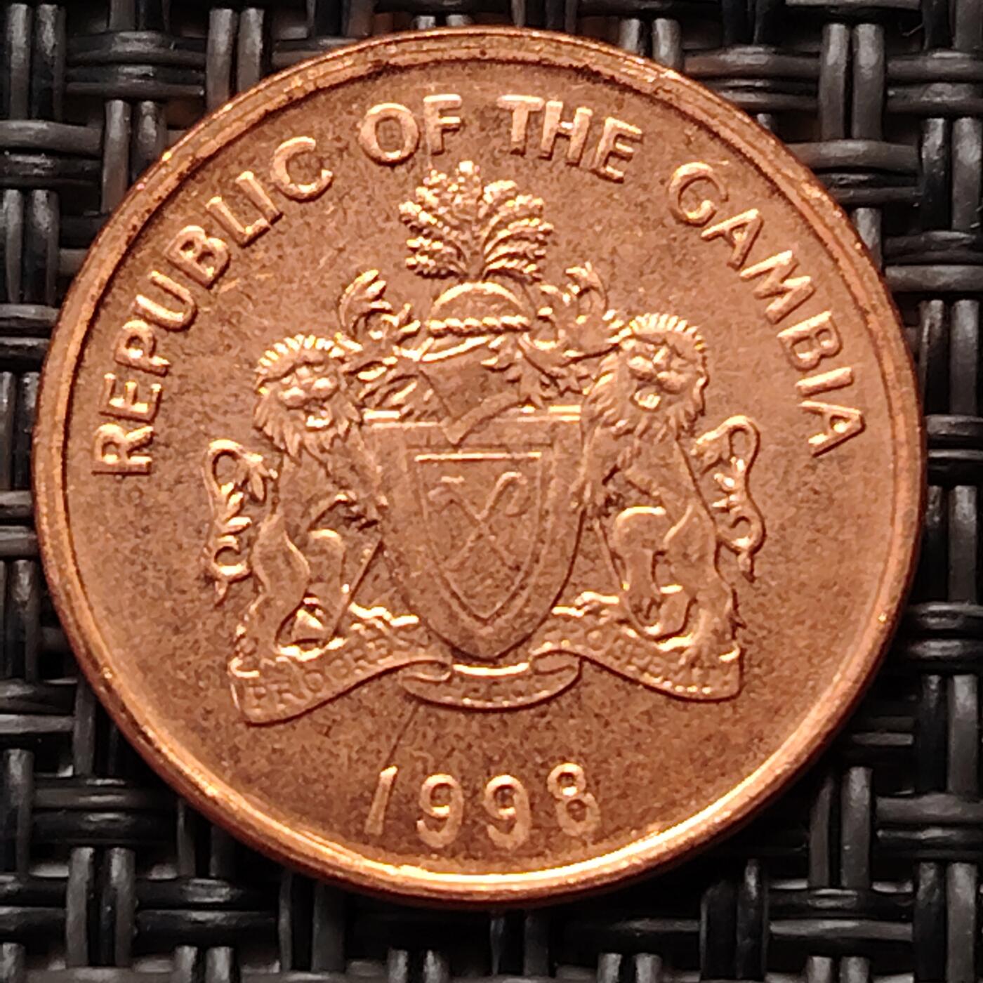 布加迪🐬～世界钱币(上海)🌾第 270 期 /  各国套币和散币