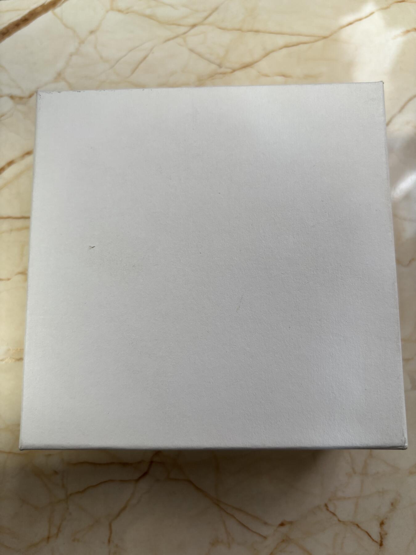 第188期拍卖 纽埃2022年希腊和罗马神赫尔墨斯嵌树脂2盎司纪念银币，999银，发行500枚