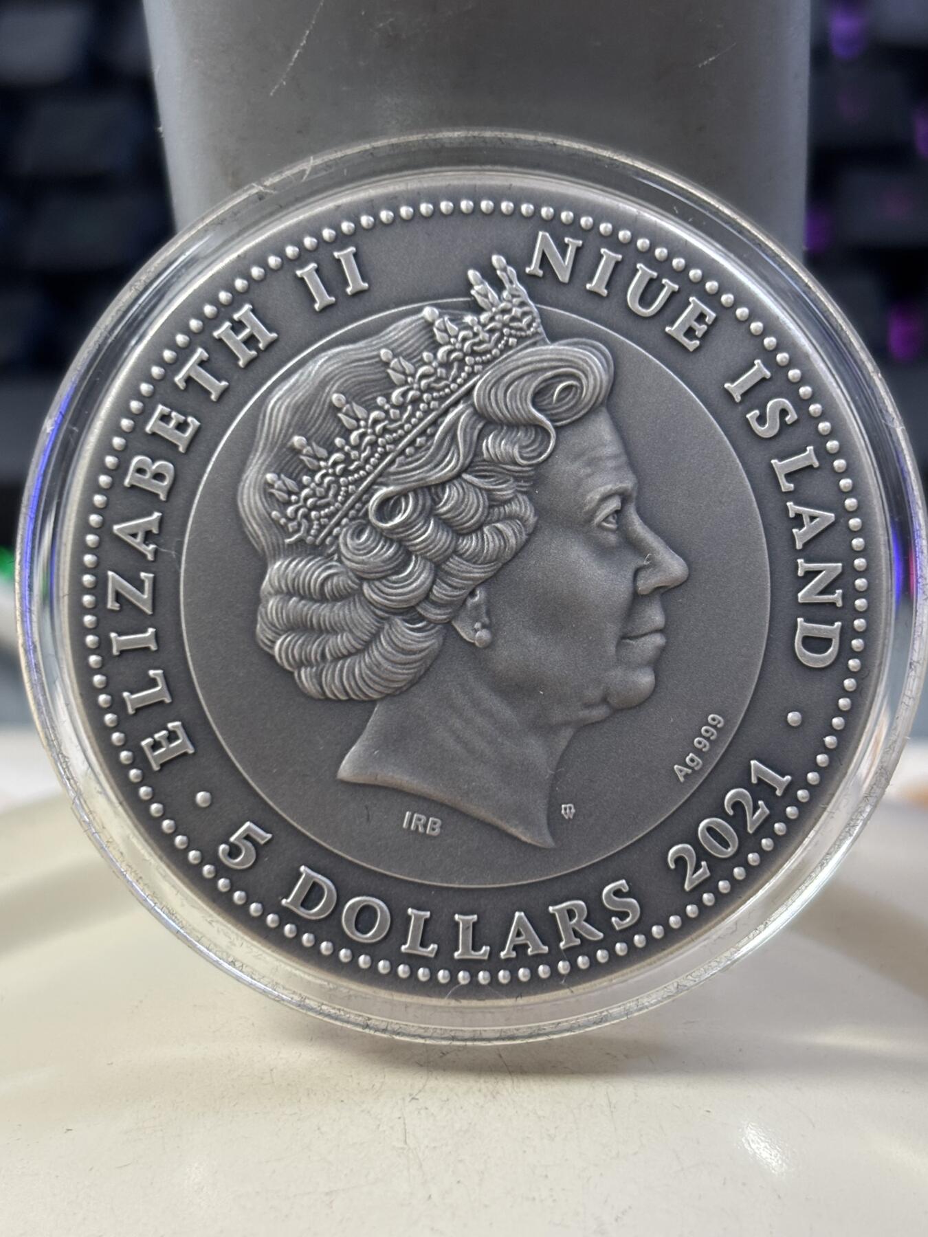 第188期拍卖 纽埃2021年战神阿瑞斯和马尔斯2盎司纪念，999银，发行500枚