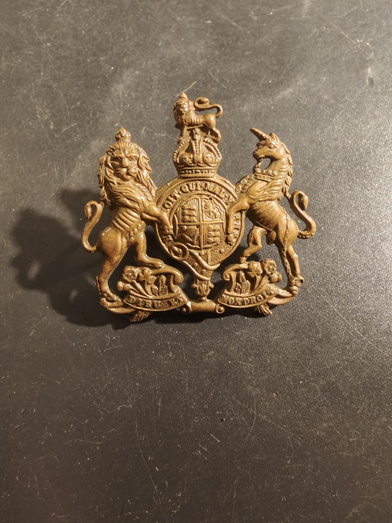 老王徽章第177期 英国皇家总务团帽徽    一战时期