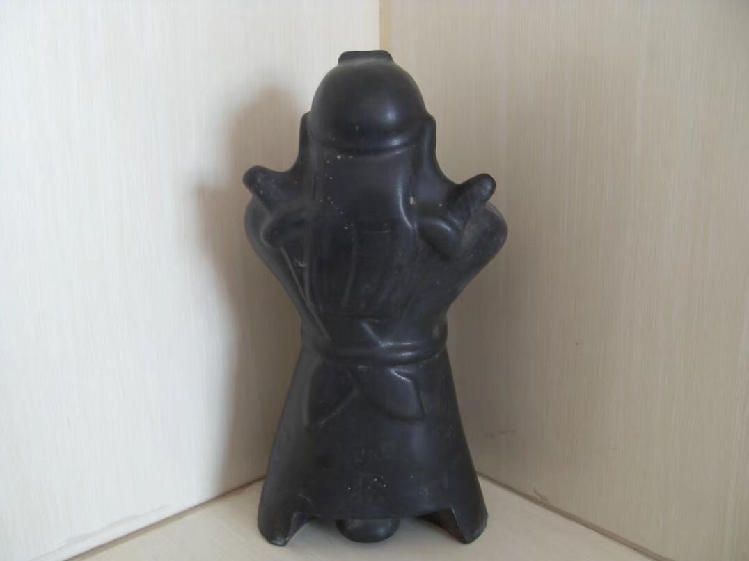 好汉武松造型老酒瓶！！