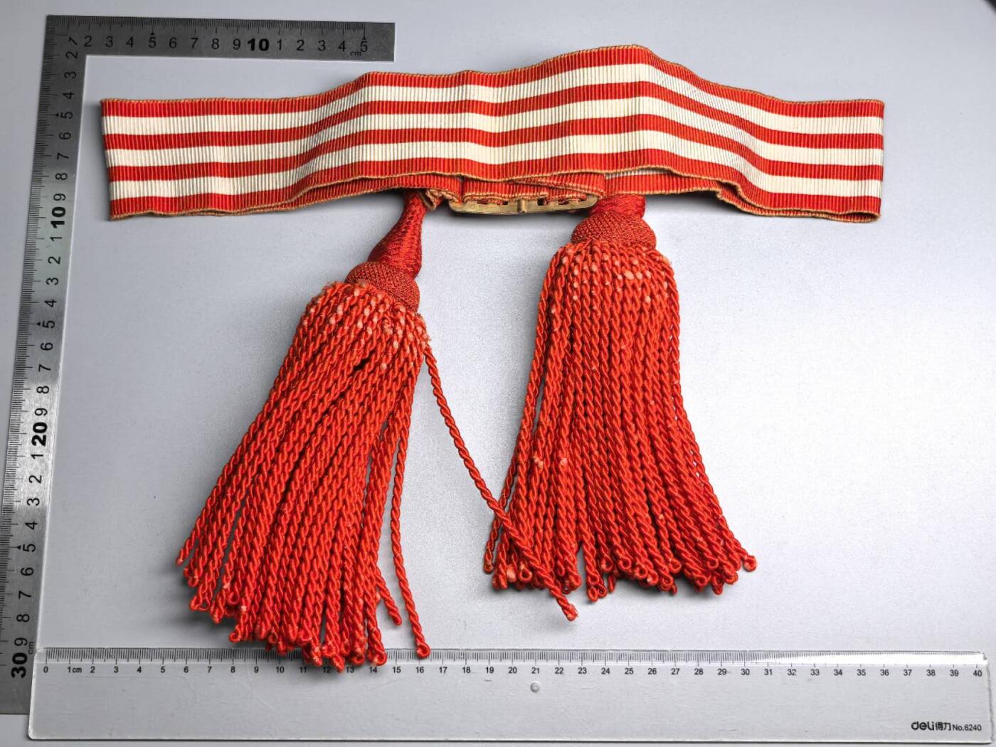 小驴勋章奖章收藏1月17日周六晚六点拍卖（珍爱和平，收藏战争，铭记历史，勿忘国耻，忠党爱国。有偿代拍，送拍规则在简介最后，参拍须阅读规则后再参拍，关系到运费包装发货时效真假辨别等关键信息，拍卖时不再发原图，看大图店主微信码在拍卖店铺介绍里） 明治礼服腰带