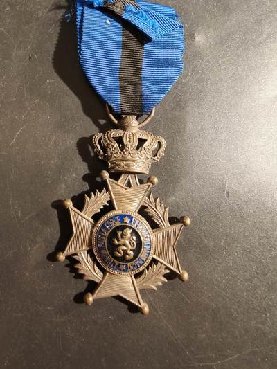 老王徽章第177期 - 比利时骑士级利奥波德二世勋章