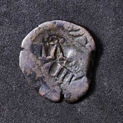 【俄甄集藏】“万象更新、马呈祥瑞”迎新春俄甄精品场-2026年(047)01-21 星期三 晚 19:30 全场包邮 - 西班牙1636年年费利佩四世格拉纳达打制戳记6马拉维迪铜币，少见品种