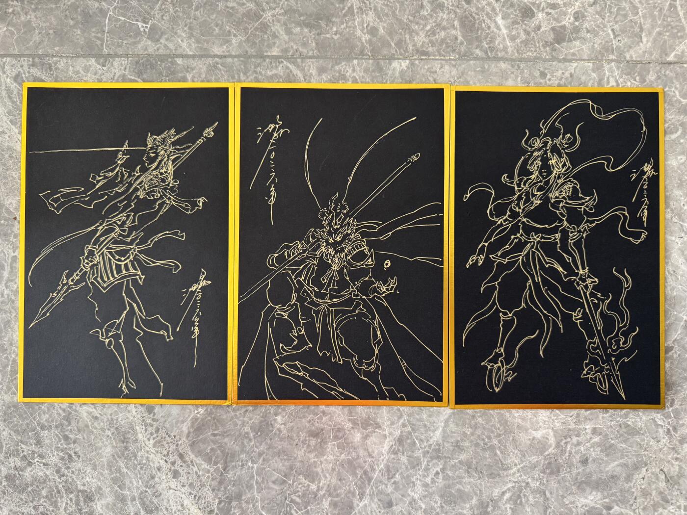 寸草不生拍卖第十八期  【亲签简绘】沈鑫色纸 简绘 3张 反骨仔3张 十分精美