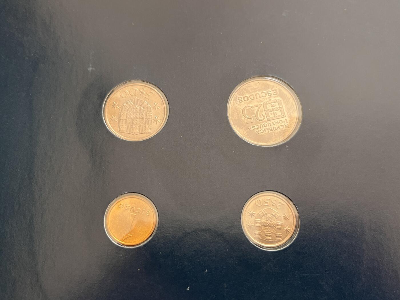 咖啡豆•收藏 2025年Jan_22th世界各国富兰克林套币拍卖 葡萄牙/比利时-世界各国UNC硬币套币富兰克林包装