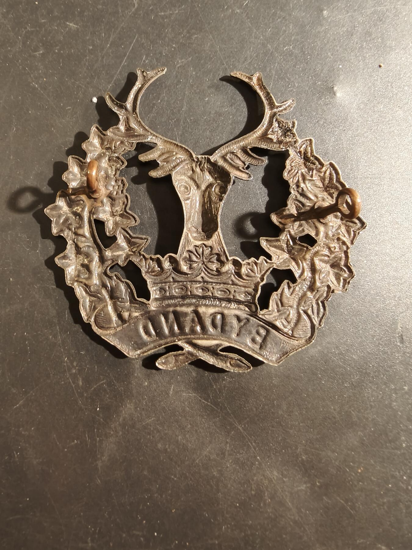 老王徽章第177期 英国戈登高地步兵团帽徽    一战时期