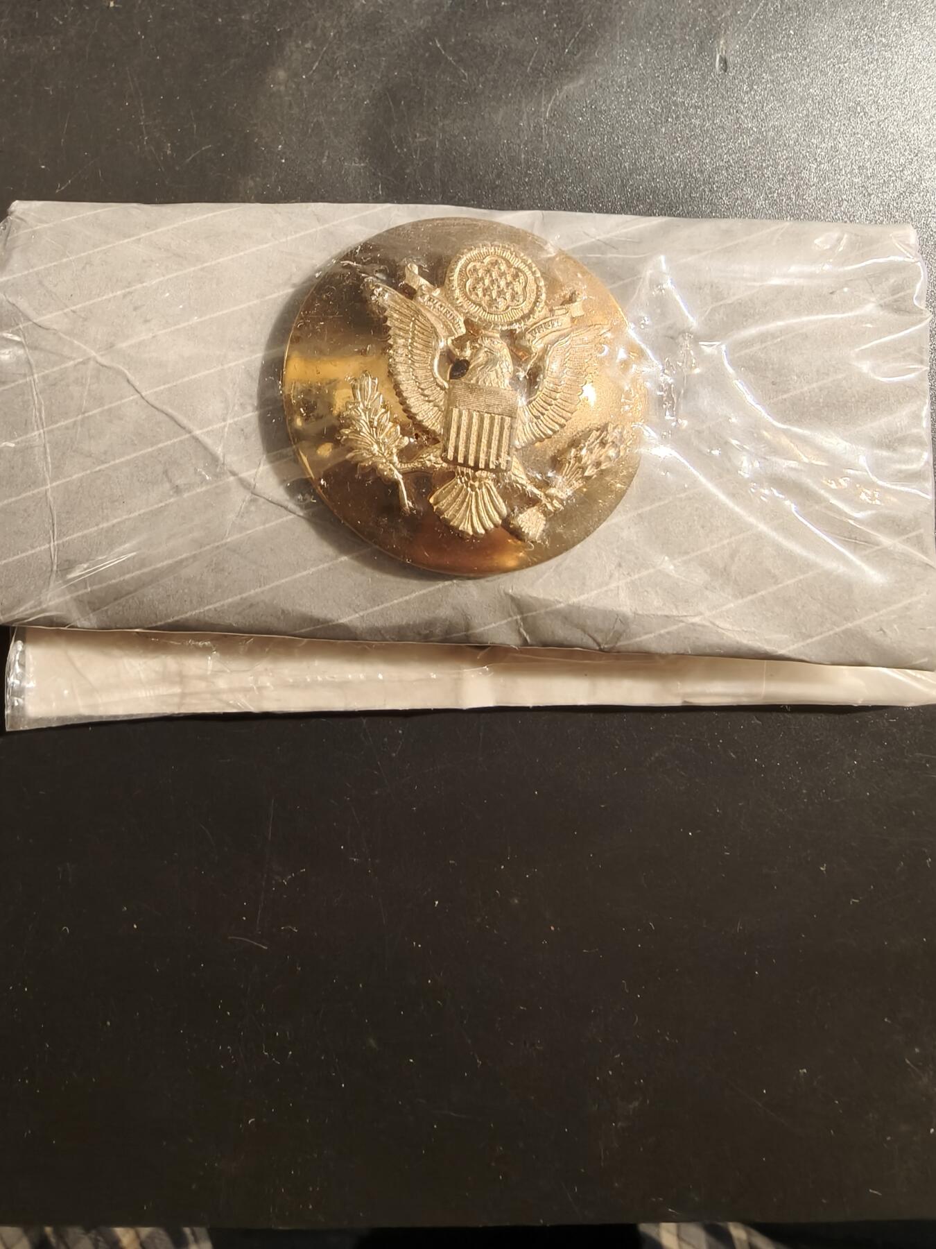 老王徽章第177期 美国陆军大檐帽帽徽    未拆封
