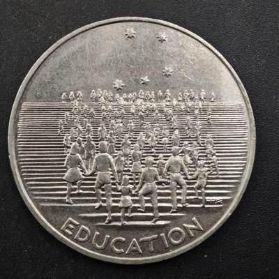 【淘币小摊】实时拍第八百四十九拍   散币银币场   满百包邮可预留二周 每周一统一发货   - 澳大利亚1988年200年教育纪念章
