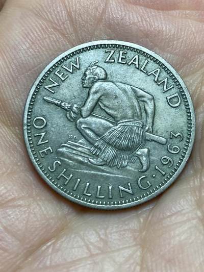 2026年第九场(总第一百七十八场）外国好品散币场(免佣金) - 新西兰🇳🇿1963年1先令(伊丽莎白二世青年桂冠第二版)