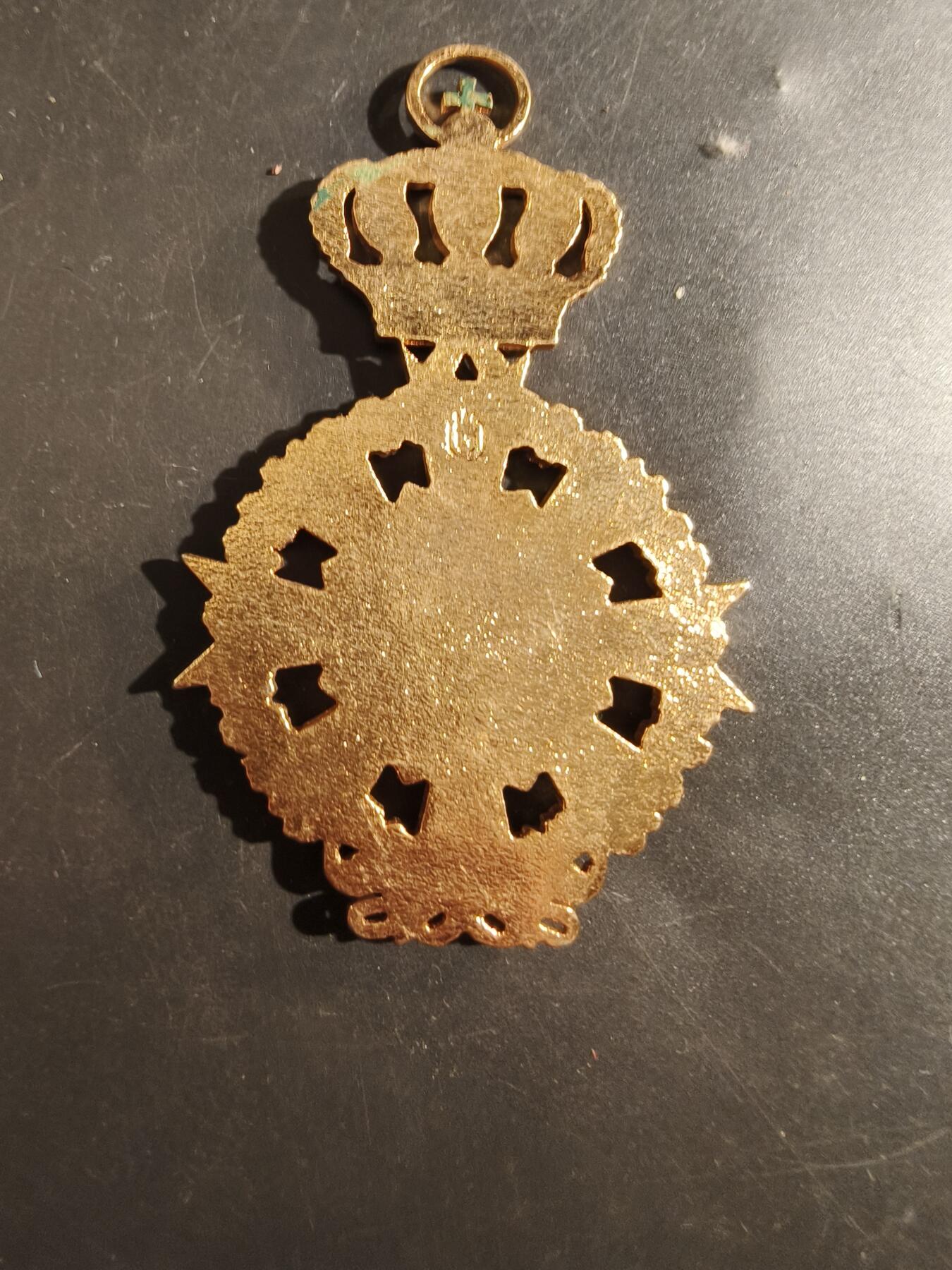 老王徽章第177期 德国巴伐利亚王冠勋章   拷贝版