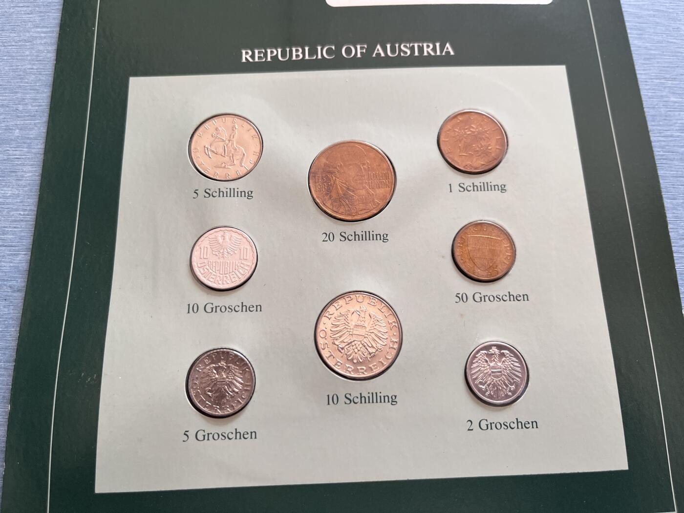 咖啡豆•收藏 2025年Jan_22th世界各国富兰克林套币拍卖 印度尼西亚/奥地利-世界各国UNC硬币套币富兰克林包装