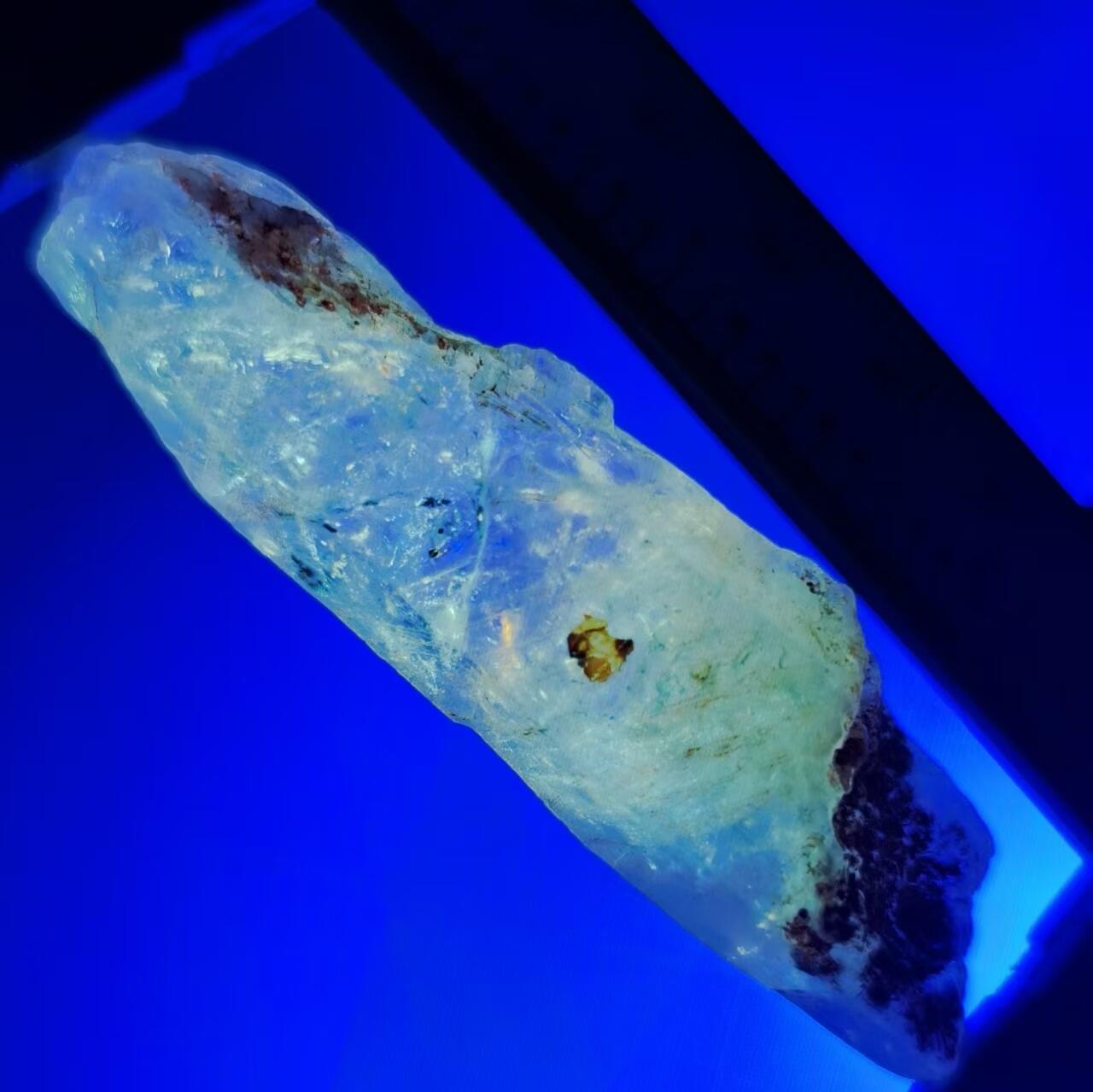 七河·世界币章小拍（总第34期） 藏家出品X699（5）马达加斯加红泥油胆水晶原石 