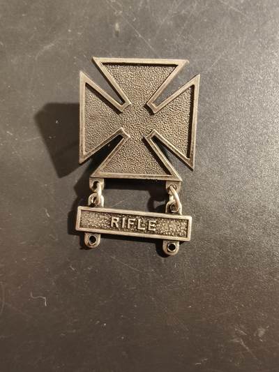 老王徽章第177期 - 美国陆军神射手技能章    步枪勋条
