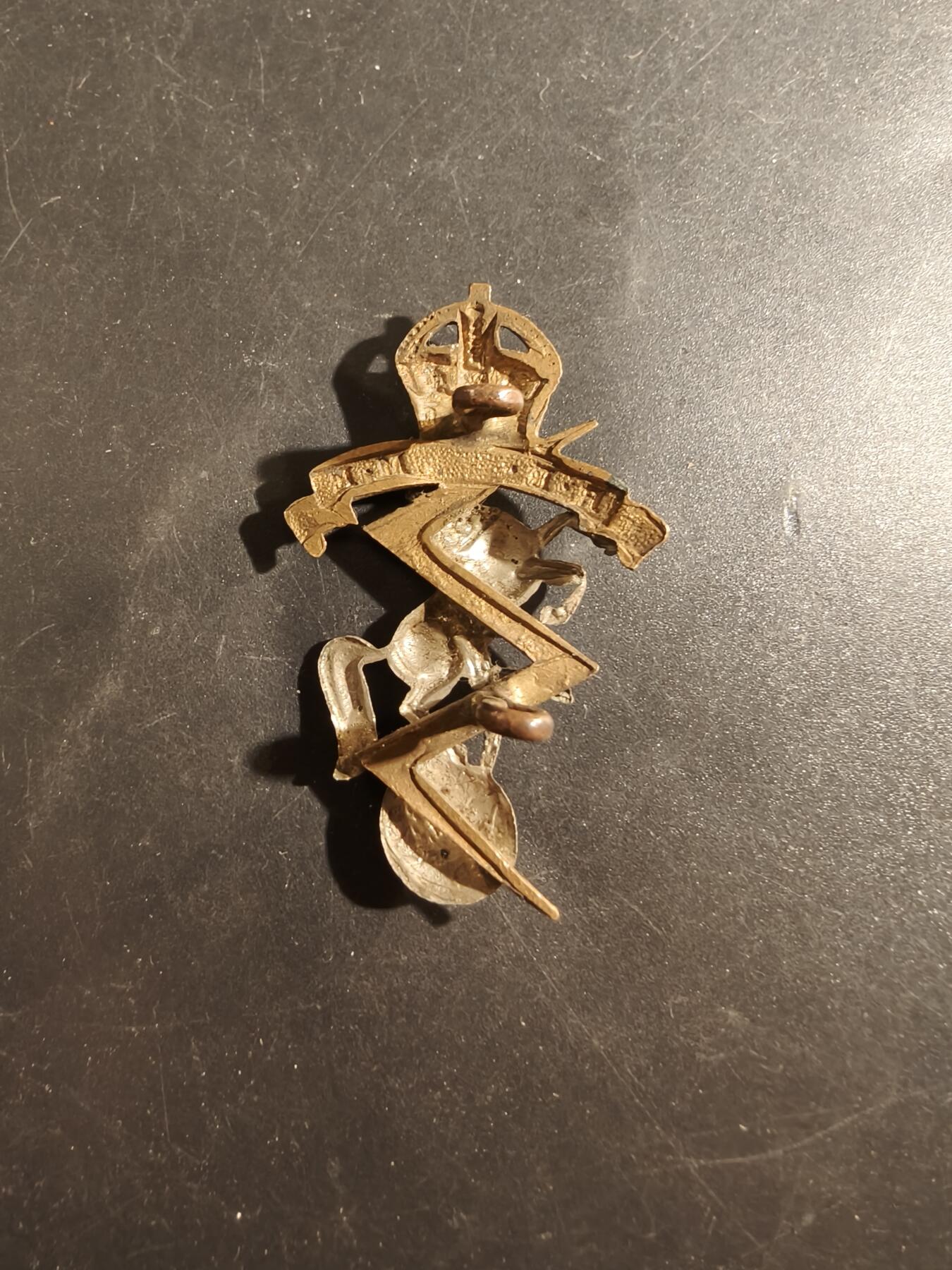 老王徽章第177期 英国皇家机电工程兵团帽徽    一战时期