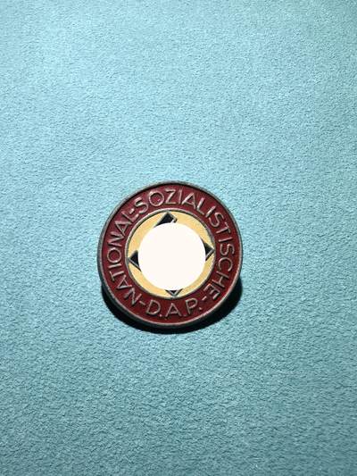 盛世勋华——号角文化勋章邮票专场拍卖第299期 - 德国（1939）NSDP党徽 带厂标