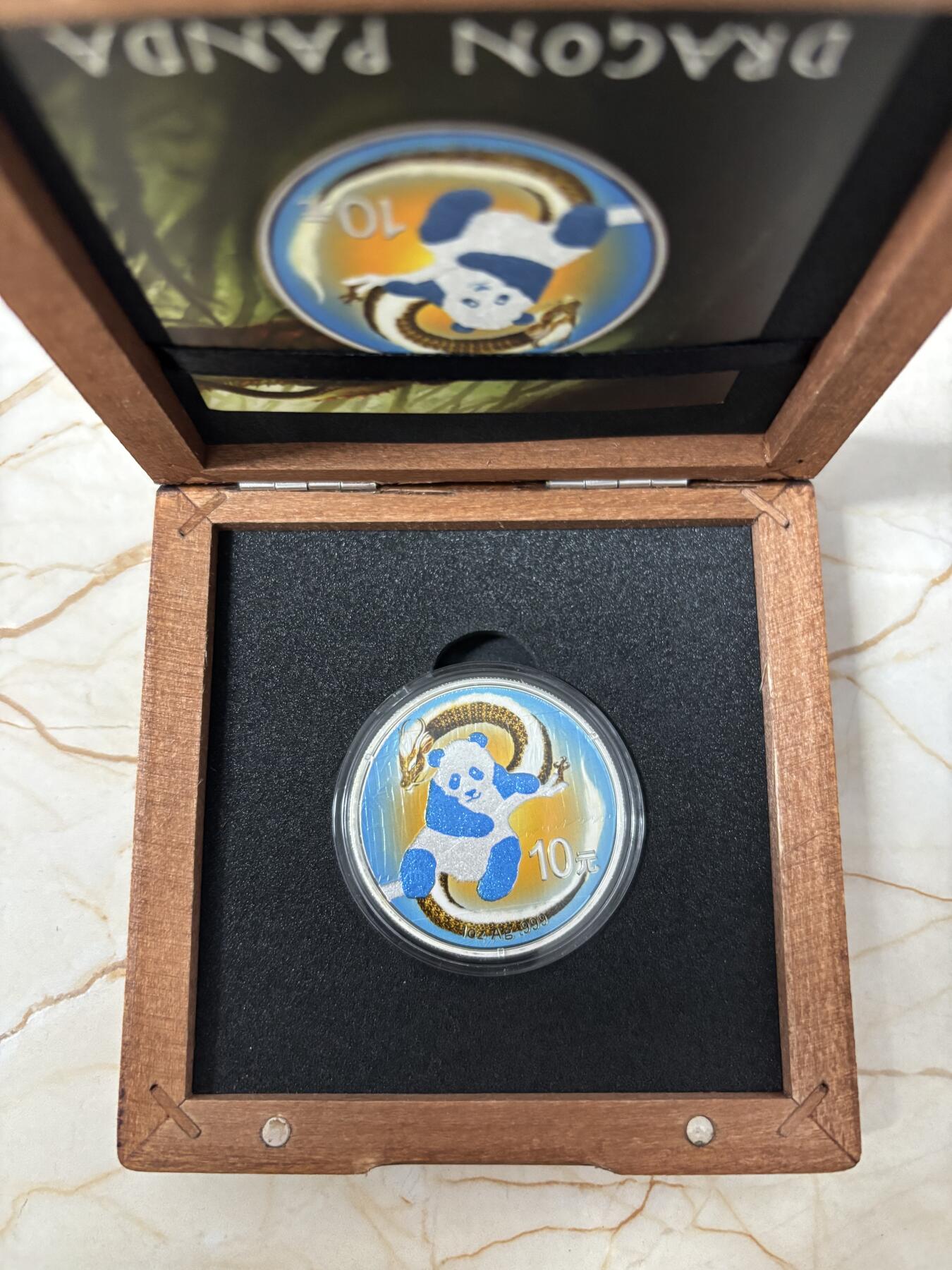 第188期拍卖 中国2014年熊猫1盎司彩色龙纪念银币，9999银，发行100枚