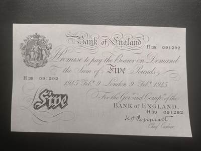 2026一月第三期，总213期 - 英格兰1945年5镑UNC-无47，作为知名度极高且经典的“白色英镑”，是当年财富的象征，虽然设计简洁但水印和油墨的防伪细致，是不可错过的经典英镑品种