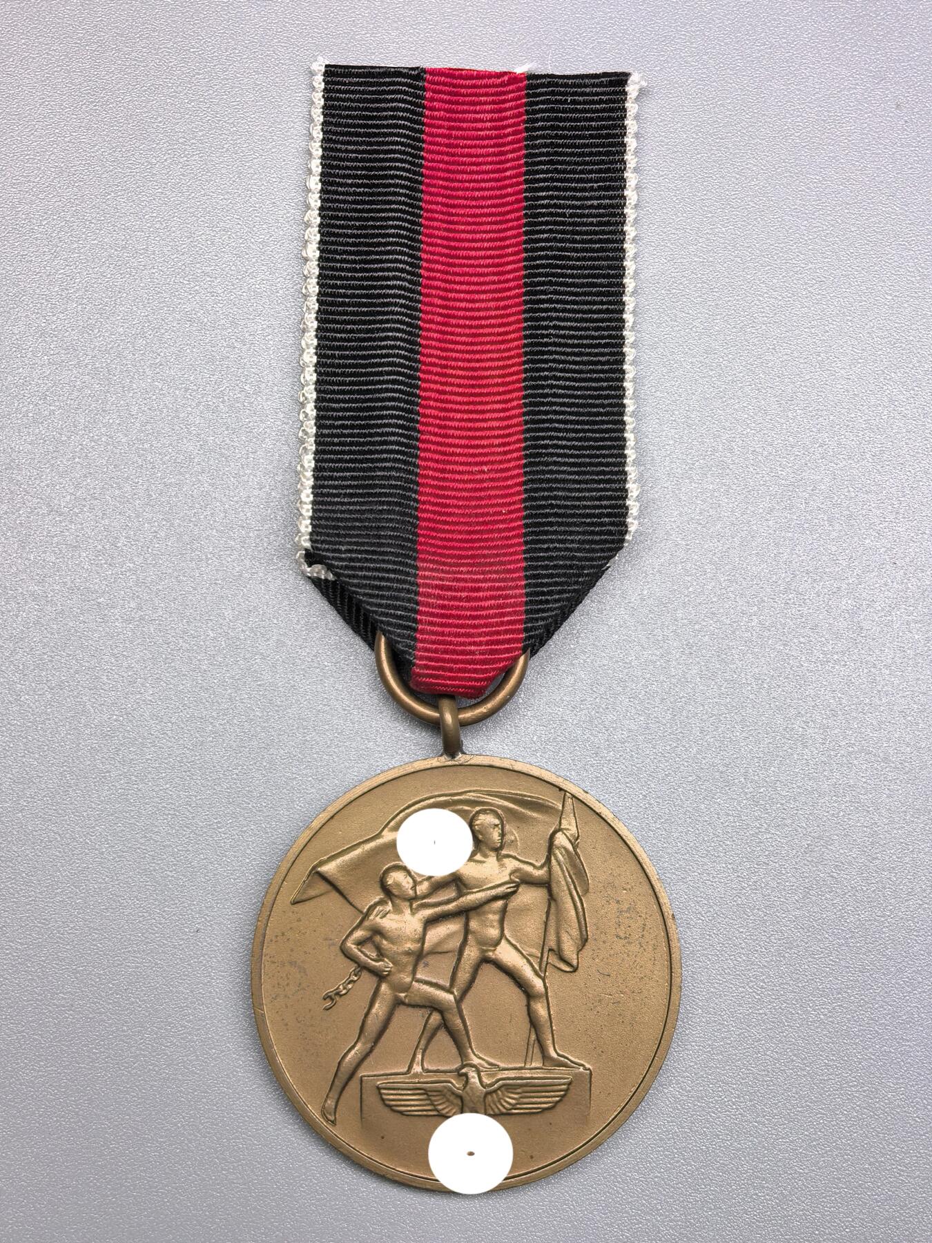 小驴勋章奖章收藏1月17日周六晚六点拍卖（珍爱和平，收藏战争，铭记历史，勿忘国耻，忠党爱国。有偿代拍，送拍规则在简介最后，参拍须阅读规则后再参拍，关系到运费包装发货时效真假辨别等关键信息，拍卖时不再发原图，看大图店主微信码在拍卖店铺介绍里） 得三苏台德回归奖章