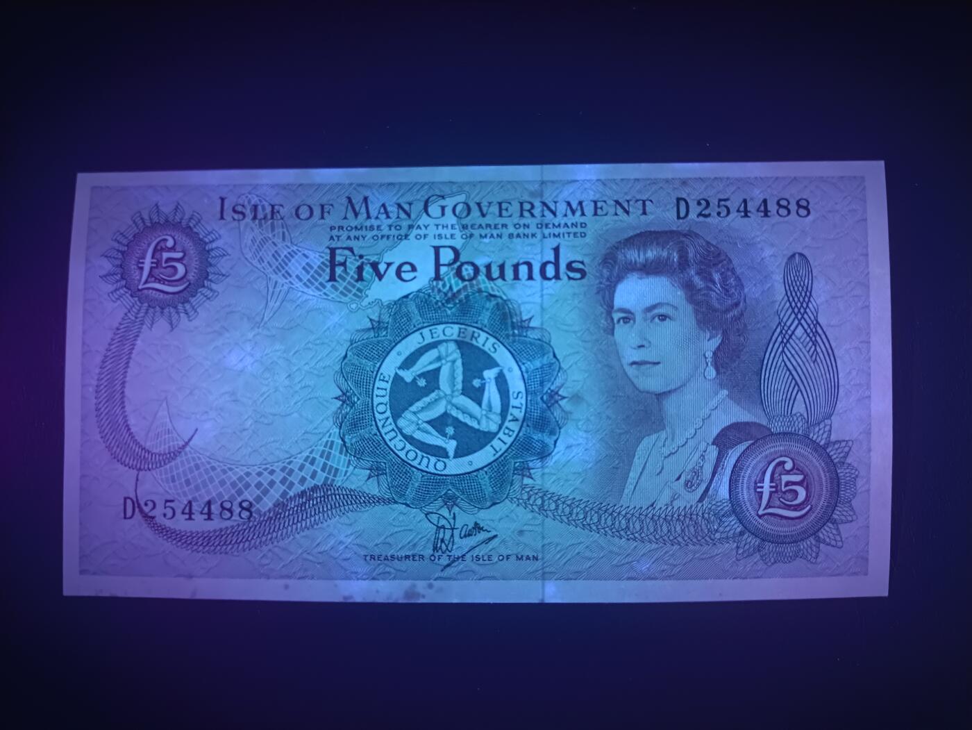 2026一月第三期，总213期 马恩岛1972版5镑UNC-，嘉德大勋章女王和卢森城堡