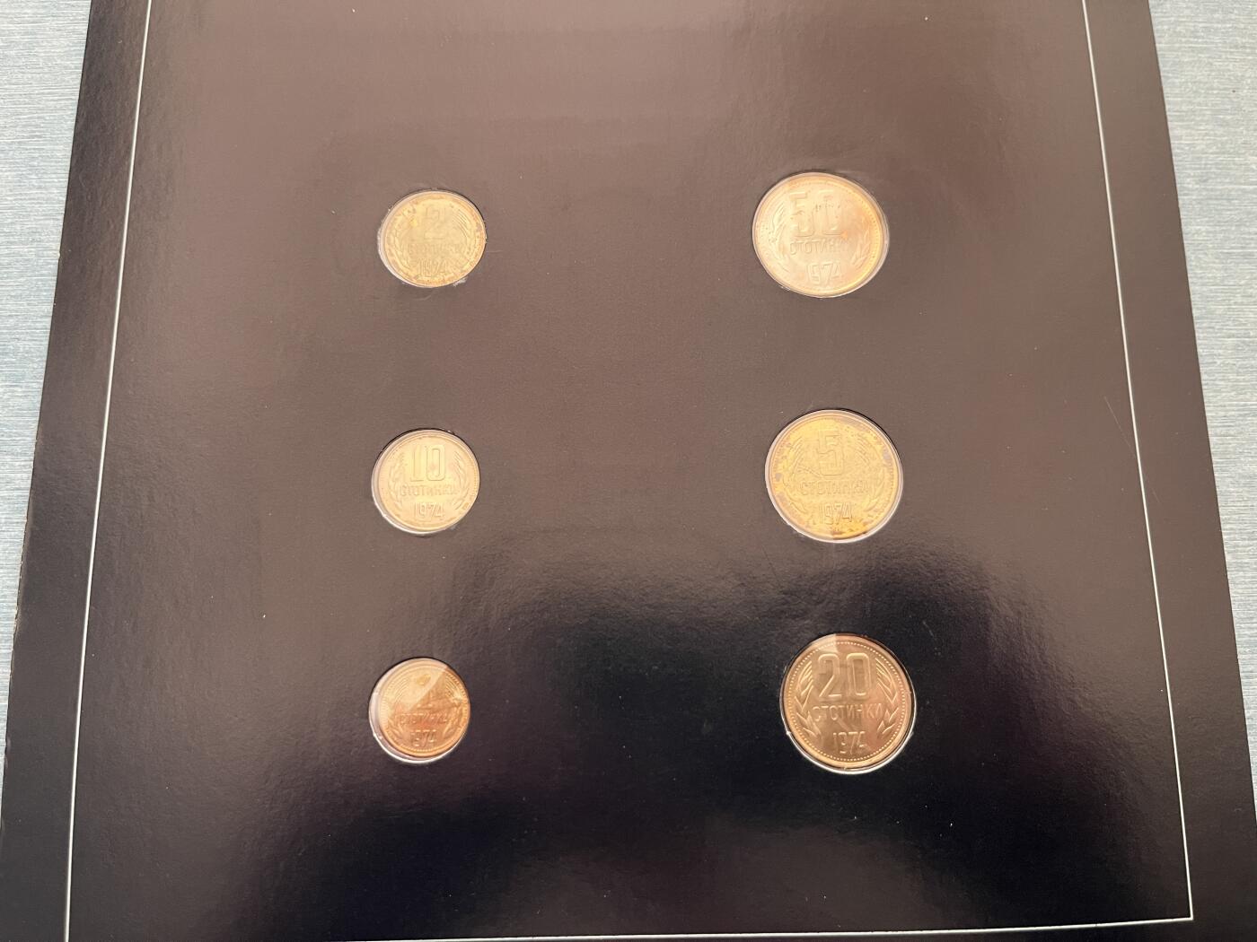 咖啡豆•收藏 2025年Jan_22th世界各国富兰克林套币拍卖 保加利亚/圣赫勒拿-世界各国UNC硬币套币富兰克林包装