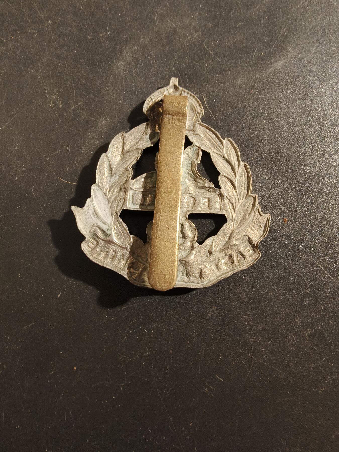 老王徽章第177期 英国东兰开斯特步兵团帽徽    一战时期