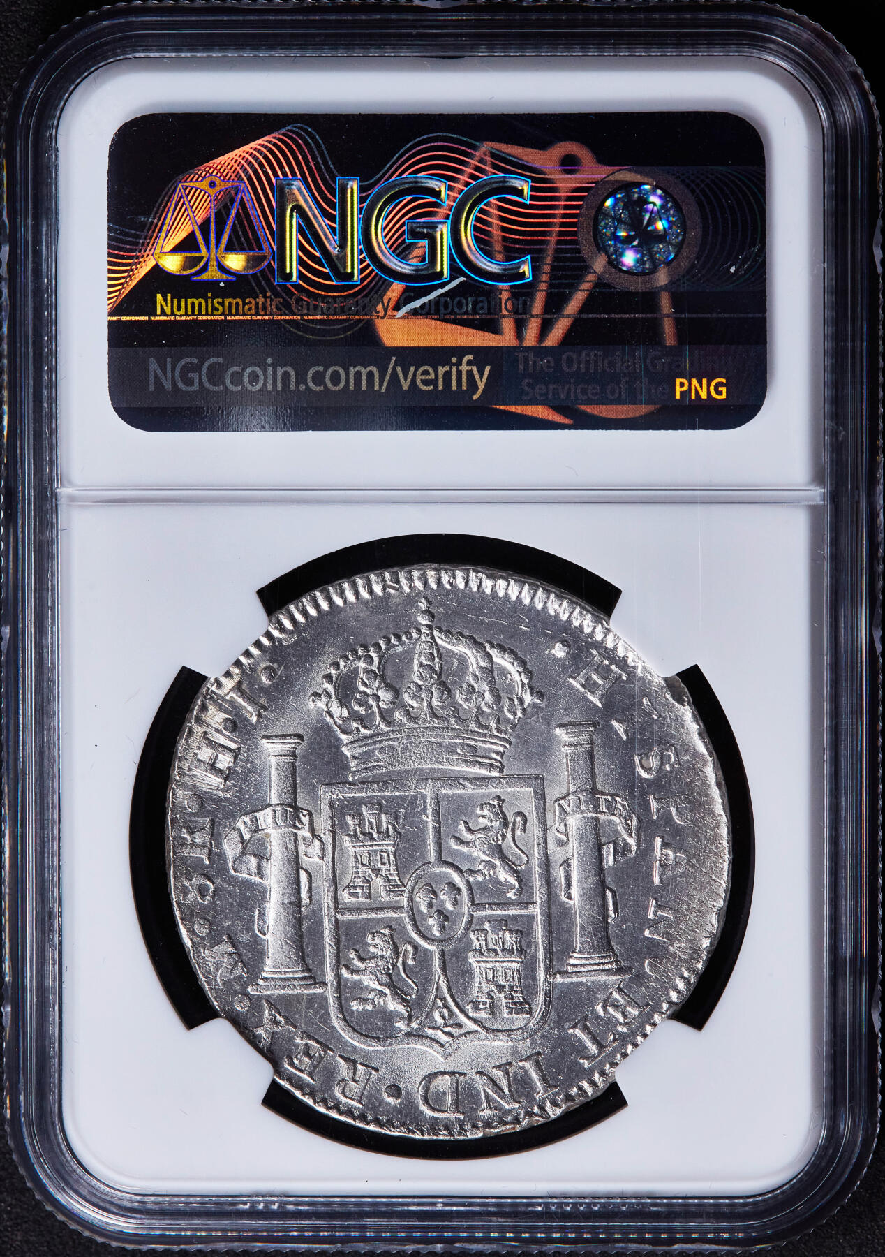 【俄甄集藏】“万象更新、马呈祥瑞”迎新春俄甄精品场-2026年(047)01-21 星期三 晚 19:30 全场包邮 西属墨西哥1810年流亡过渡时期费尔南多七世戎装像Mo HJ版8里亚尔双柱大银币，NGC UNCD，原光品相，细节犀利