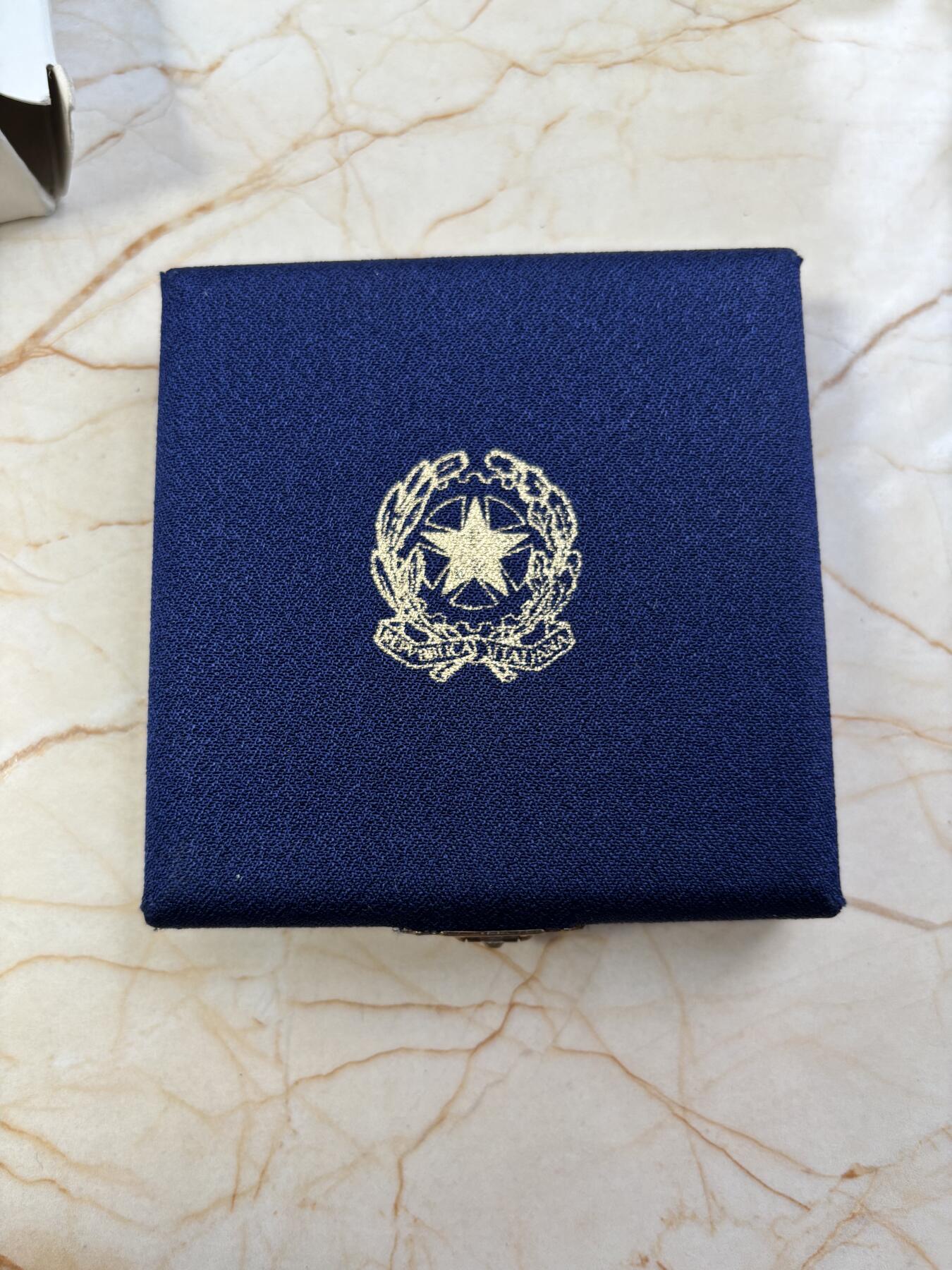 第188期拍卖 意大利2003年欧盟轮值主席国欧罗巴女神磨砂银币，925银，22克原价550，有氧化