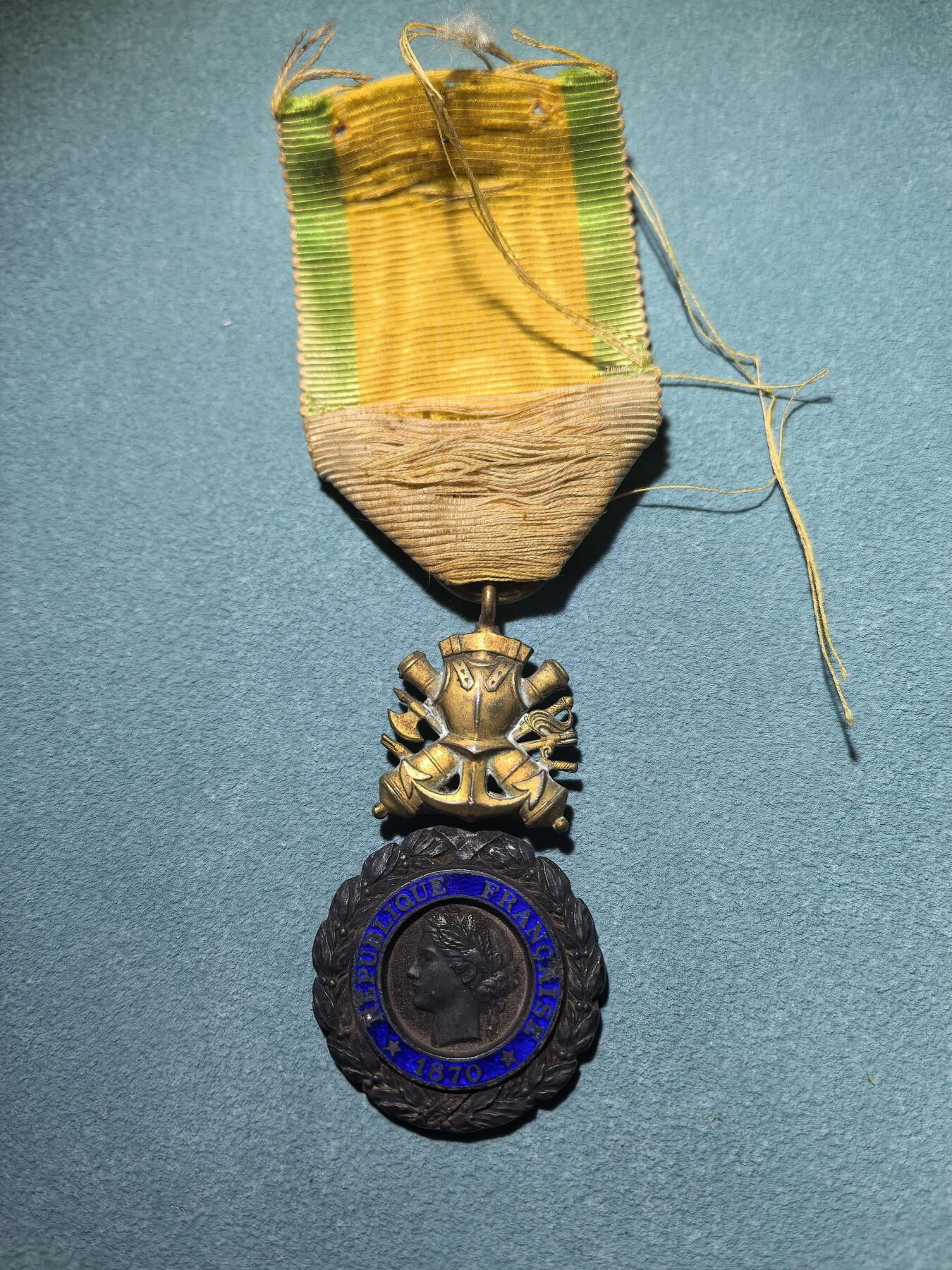 盛世勋华——号角文化勋章邮票专场拍卖第299期 法国军事奖章 三共银版 银价200+