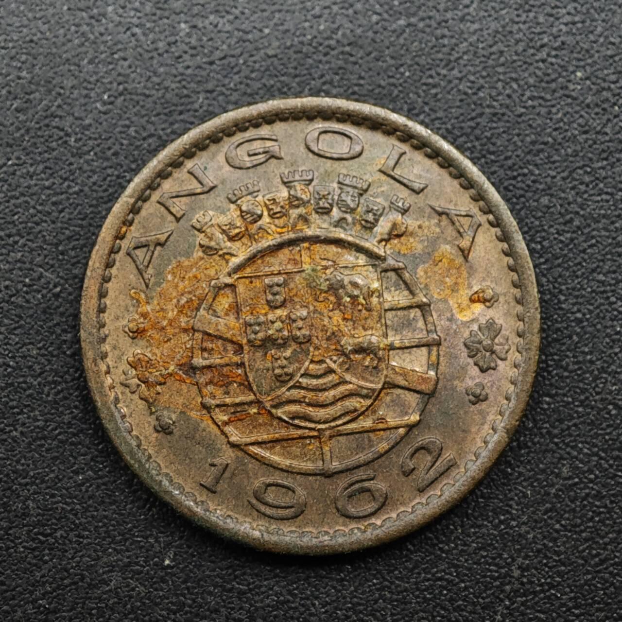 【淘币小摊】实时拍第八百四十九拍   散币银币场   满百包邮可预留二周 每周一统一发货   安哥拉1962年20分铜币