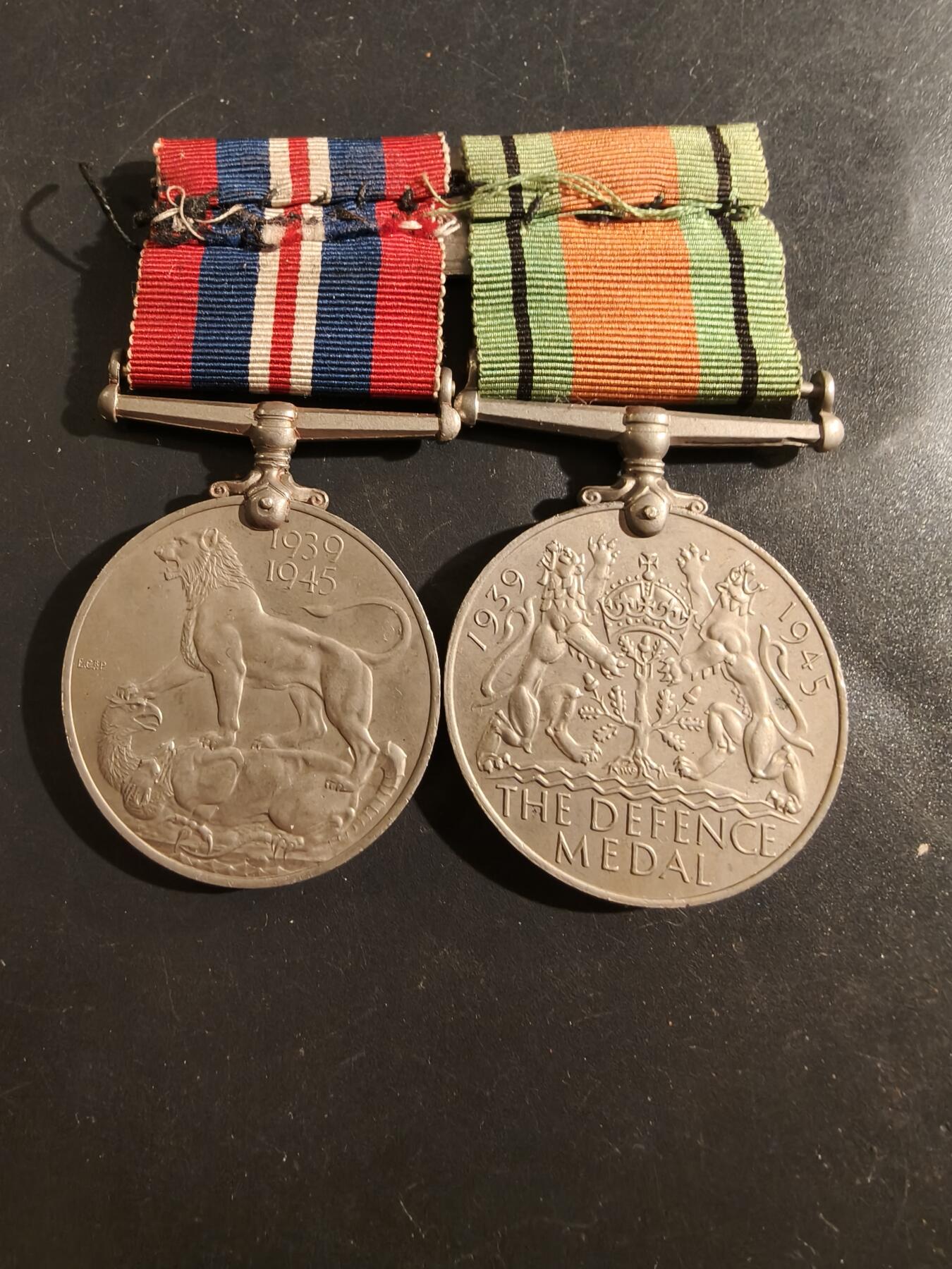 老王徽章第177期 英国二战本土防卫奖章+二战纪念章联排