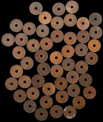 修遠堂世界钱币第101期 - 丹麦中孔2欧尔铜币50枚，1927-1940年