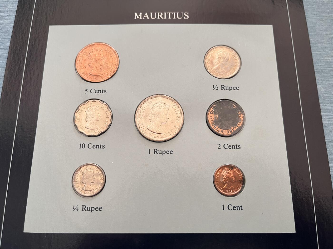 咖啡豆•收藏 2025年Jan_22th世界各国富兰克林套币拍卖 毛里求斯/约旦-世界各国UNC硬币套币富兰克林包装