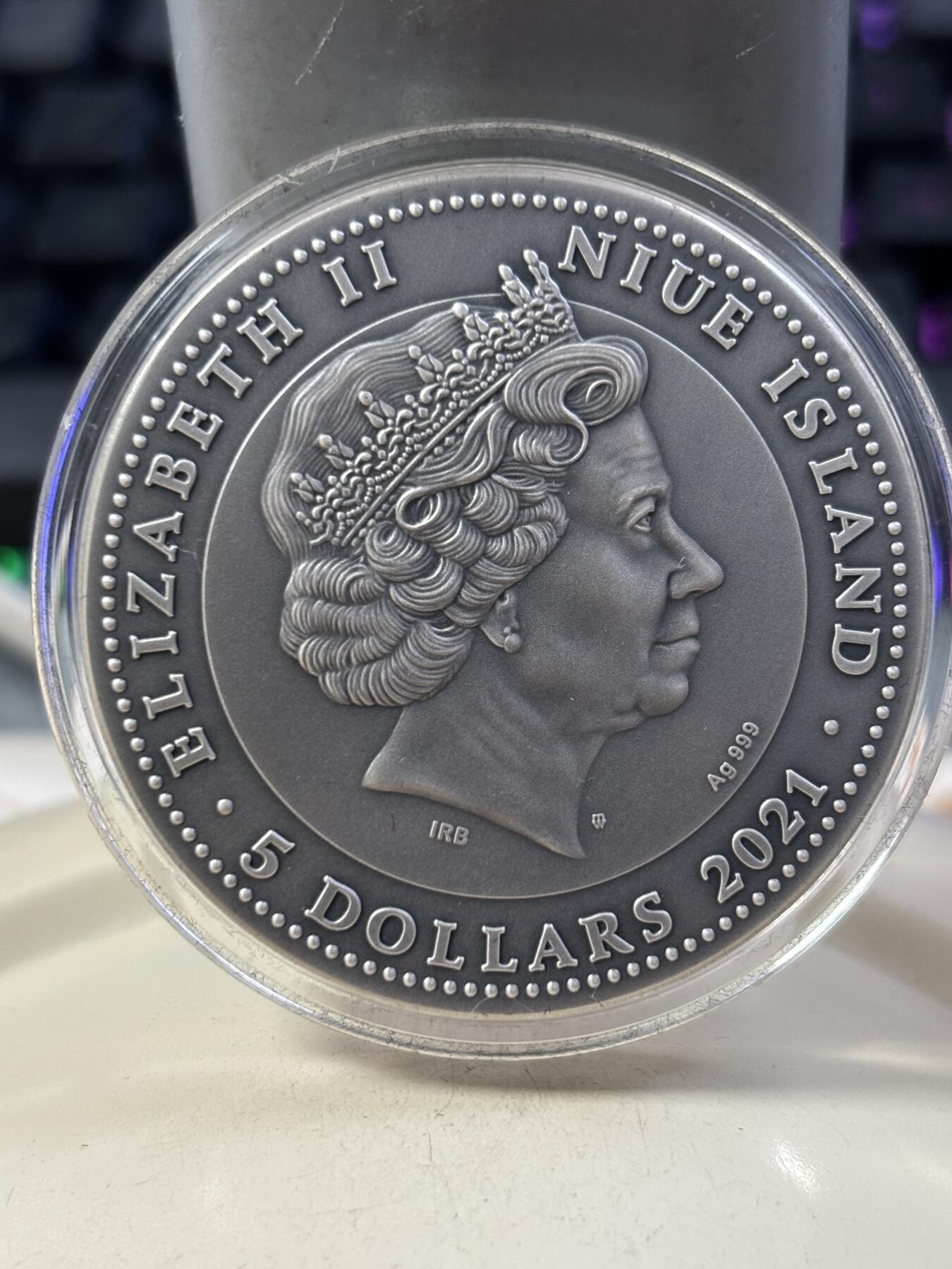 第188期拍卖 纽埃2021年战神阿瑞斯和马尔斯2盎司纪念，999银，发行500枚