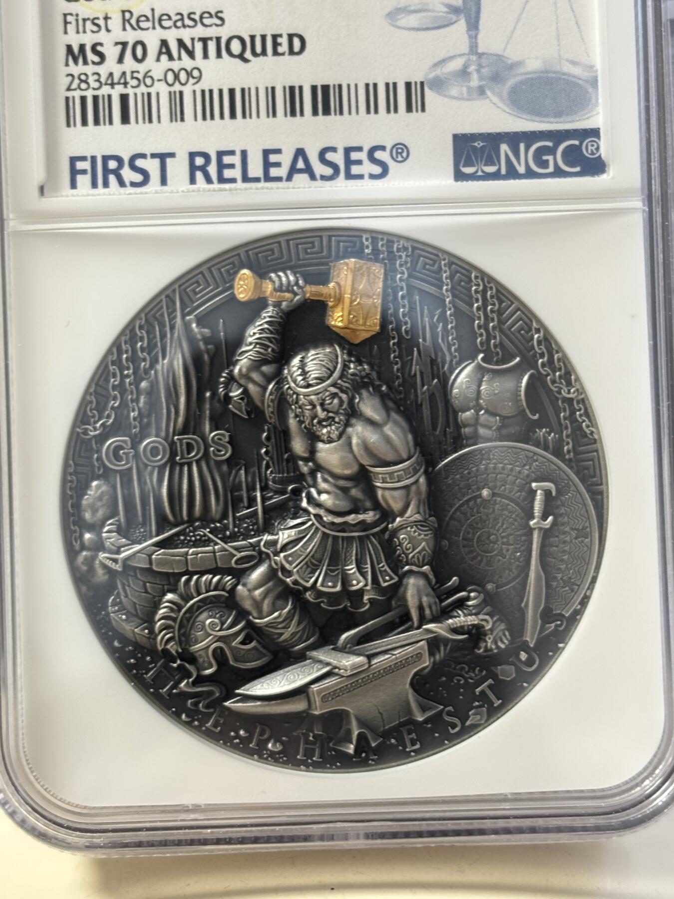第188期拍卖 纽埃2019年希腊众神3火神赫准斯托斯高浮雕纪念银币NGC-MS70首无原盒证书，999银，2盎司，发行量500枚，