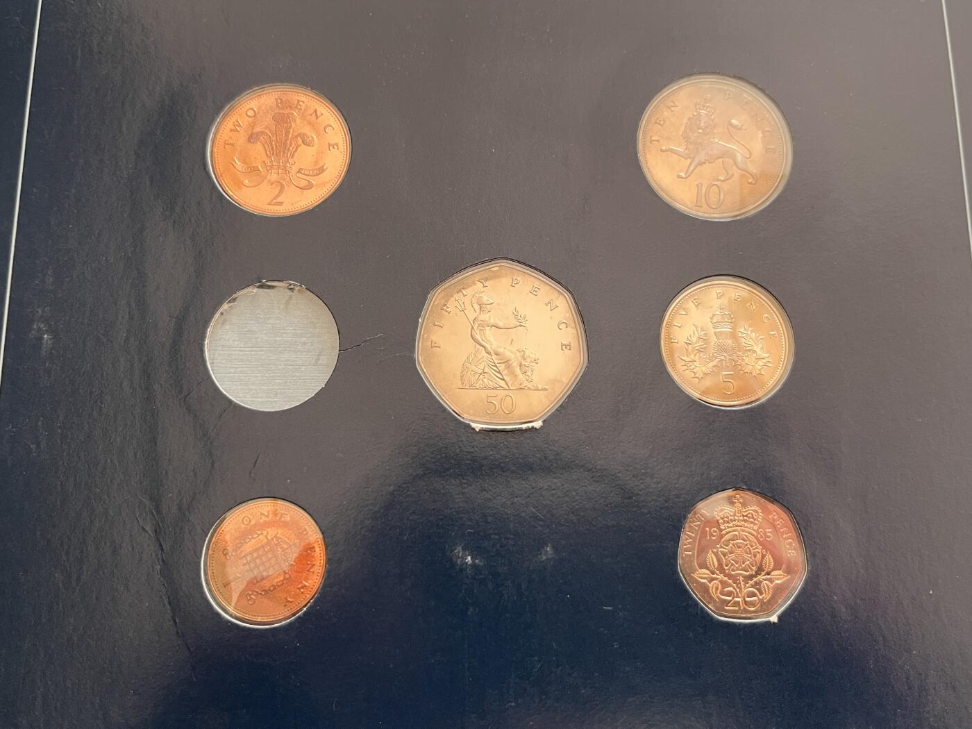 咖啡豆•收藏 2025年Jan_22th世界各国富兰克林套币拍卖 巴基斯坦/英国-世界各国UNC硬币套币富兰克林包装 如图英国少一枚