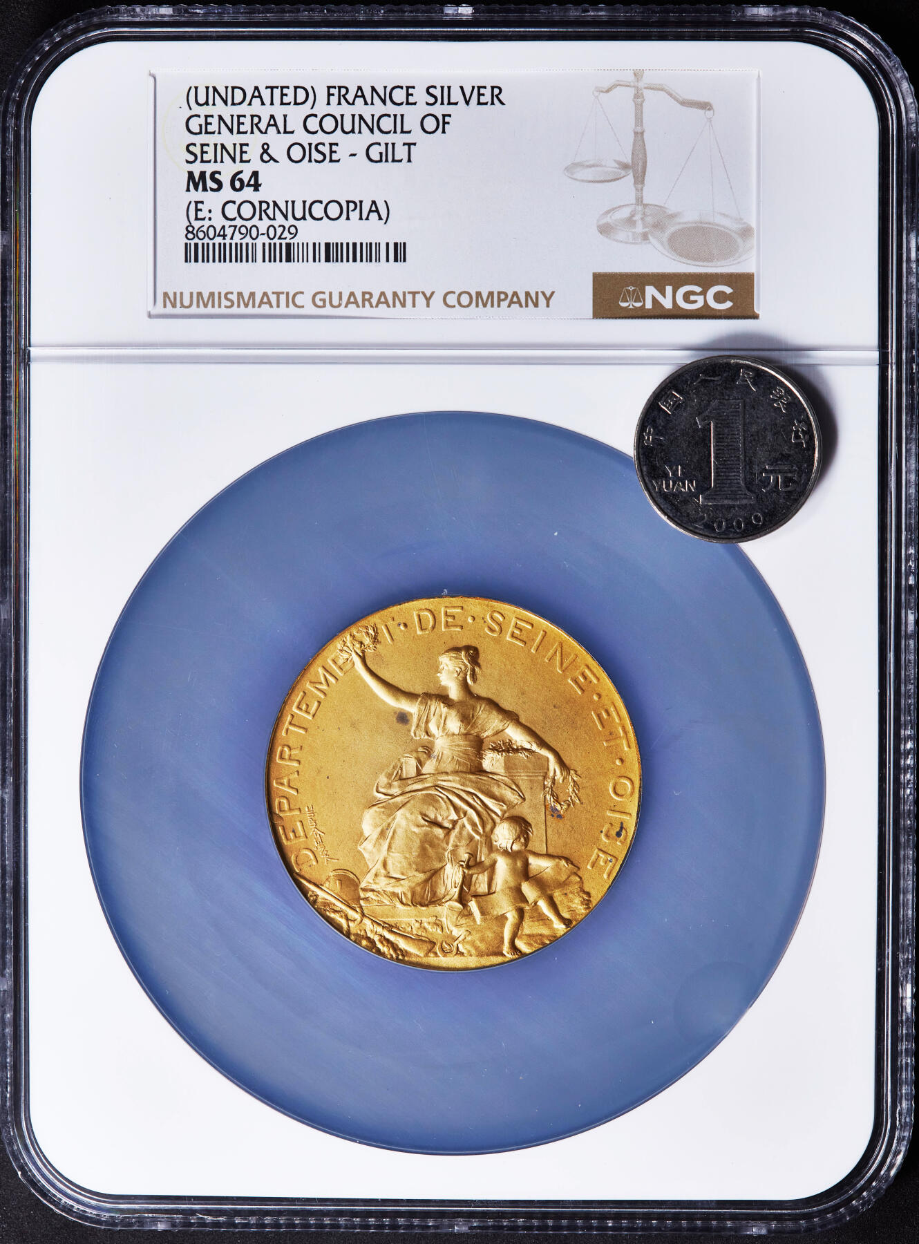 【俄甄集藏】“万象更新、马呈祥瑞”迎新春俄甄精品场-2026年(047)01-21 星期三 晚 19:30 全场包邮 法国19世纪末塞纳-瓦兹省总委员会颁发法兰西女神造像新艺术运动时期镀金纪念大银章，NGC MS64，金水足，顶级状态，直径：50mm，丰饶角铭