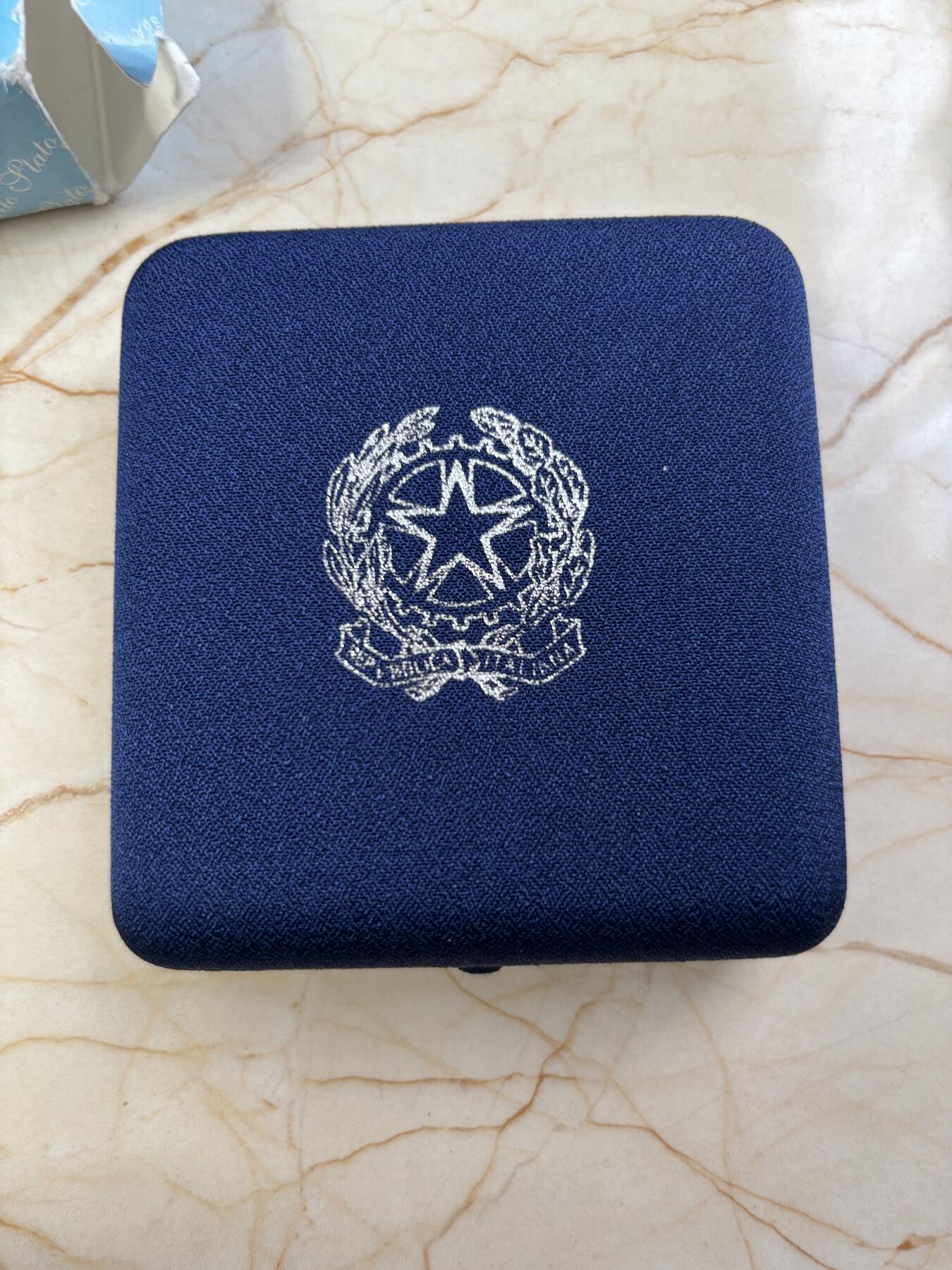 第188期拍卖 意大利2003年欧盟轮值主席国欧罗巴女神磨砂银币，925银，22克，有氧化