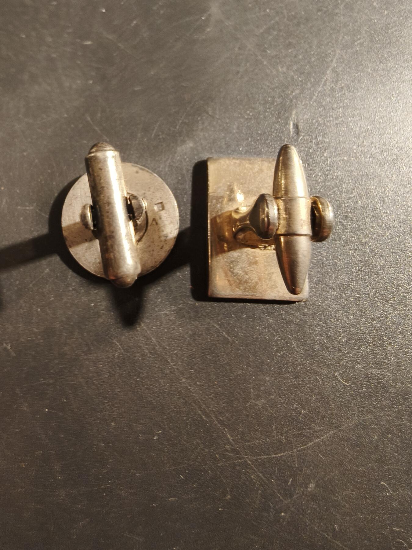 老王徽章第177期 法国袖口一组带厂标