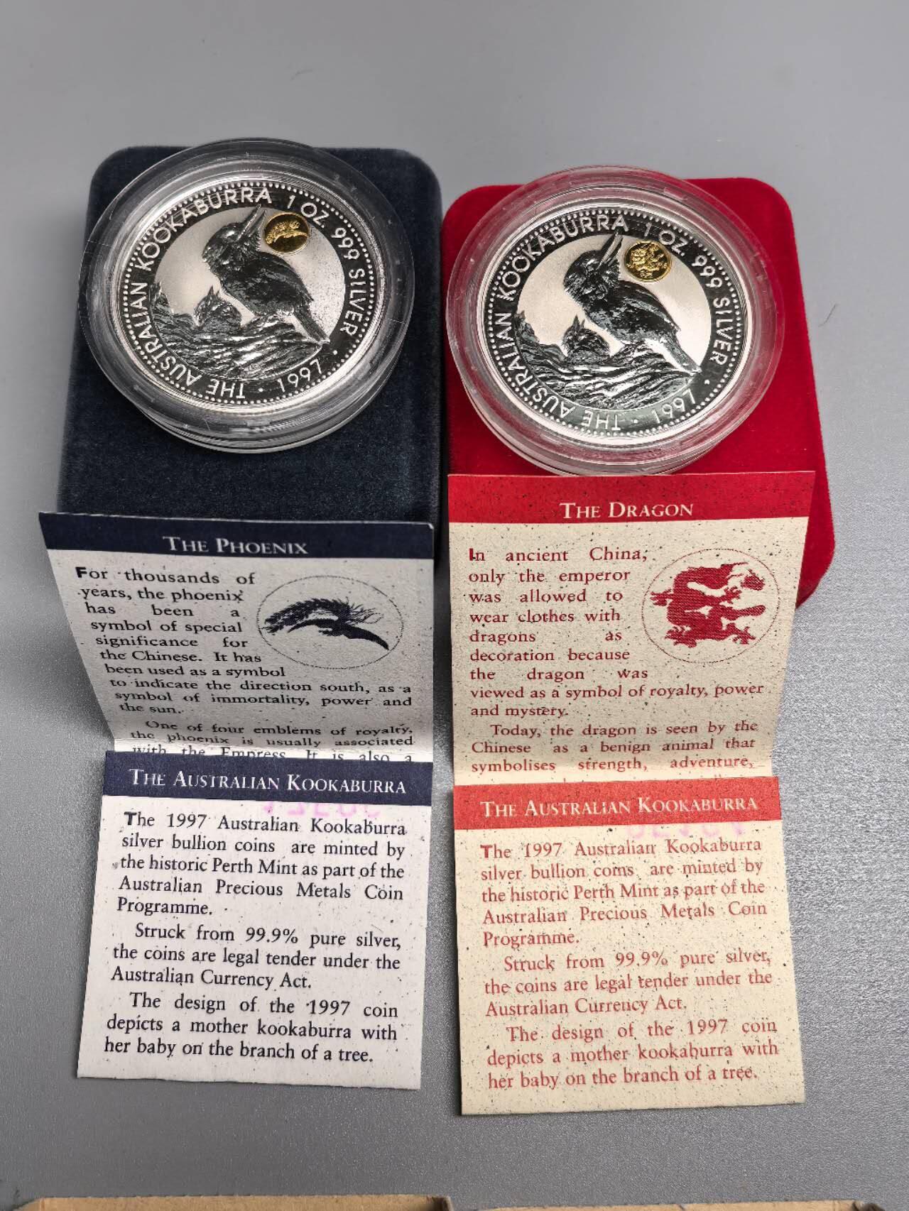 小驴勋章奖章收藏1月17日周六晚六点拍卖（珍爱和平，收藏战争，铭记历史，勿忘国耻，忠党爱国。有偿代拍，送拍规则在简介最后，参拍须阅读规则后再参拍，关系到运费包装发货时效真假辨别等关键信息，拍卖时不再发原图，看大图店主微信码在拍卖店铺介绍里） 澳大利亚一盎司龙凤镶金翠鸟图案纯银银币一对，带盒带证书