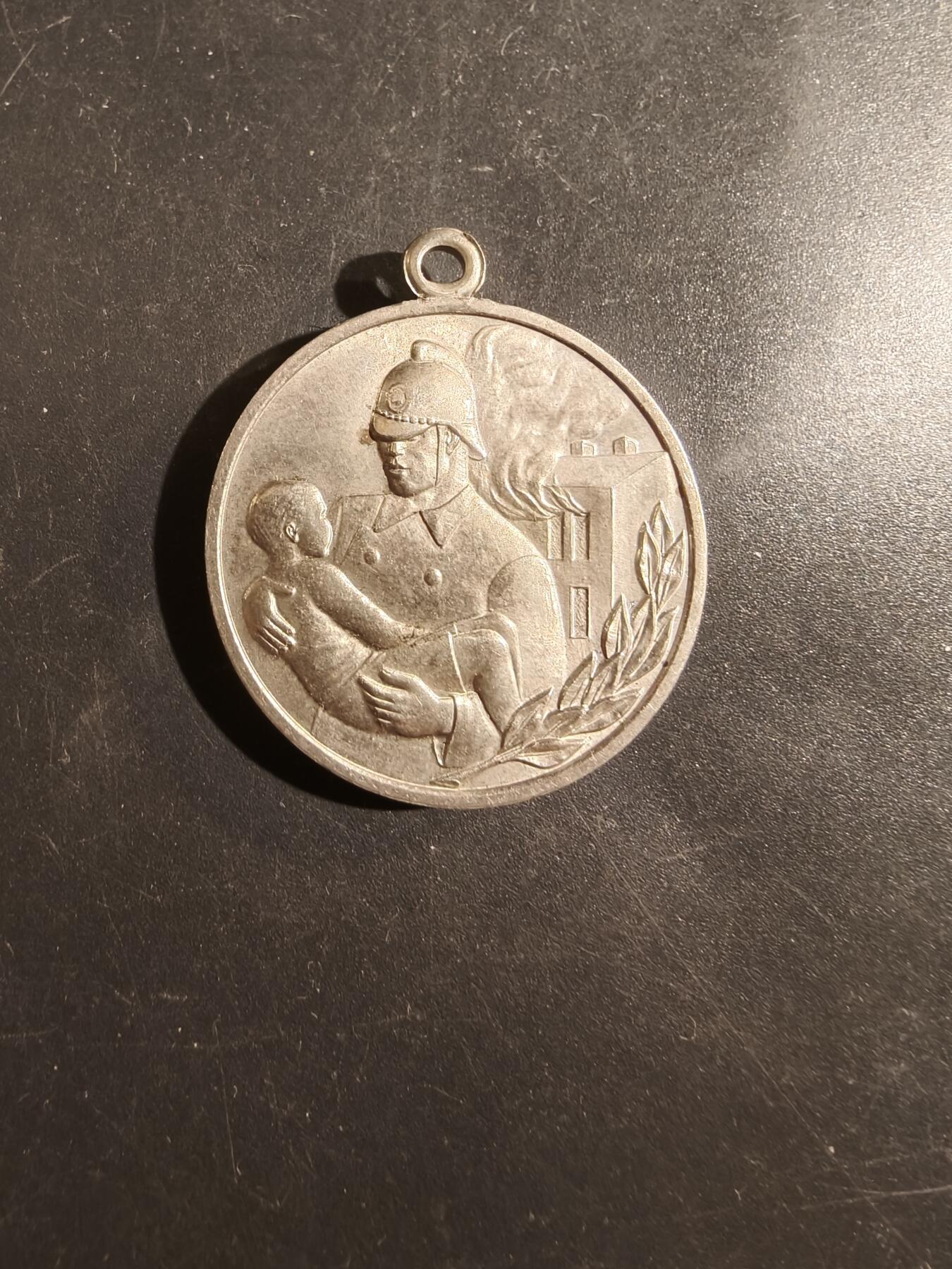 老王徽章第177期