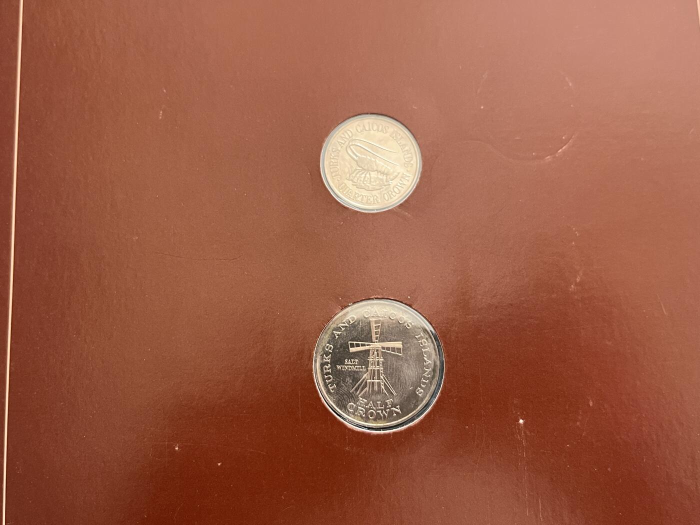 咖啡豆•收藏 2025年Jan_22th世界各国富兰克林套币拍卖 哥伦比亚/特克斯和凯科斯群岛-世界各国UNC硬币套币富兰克林包装