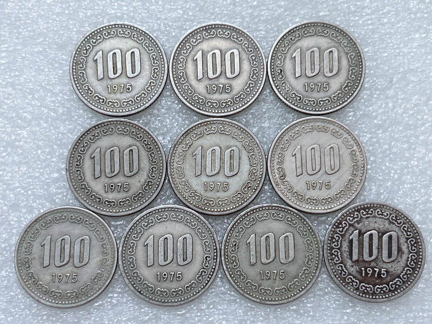 第一海外回流一元起拍收藏 散集专场  第293期 韩国1975年李舜臣100元 10枚