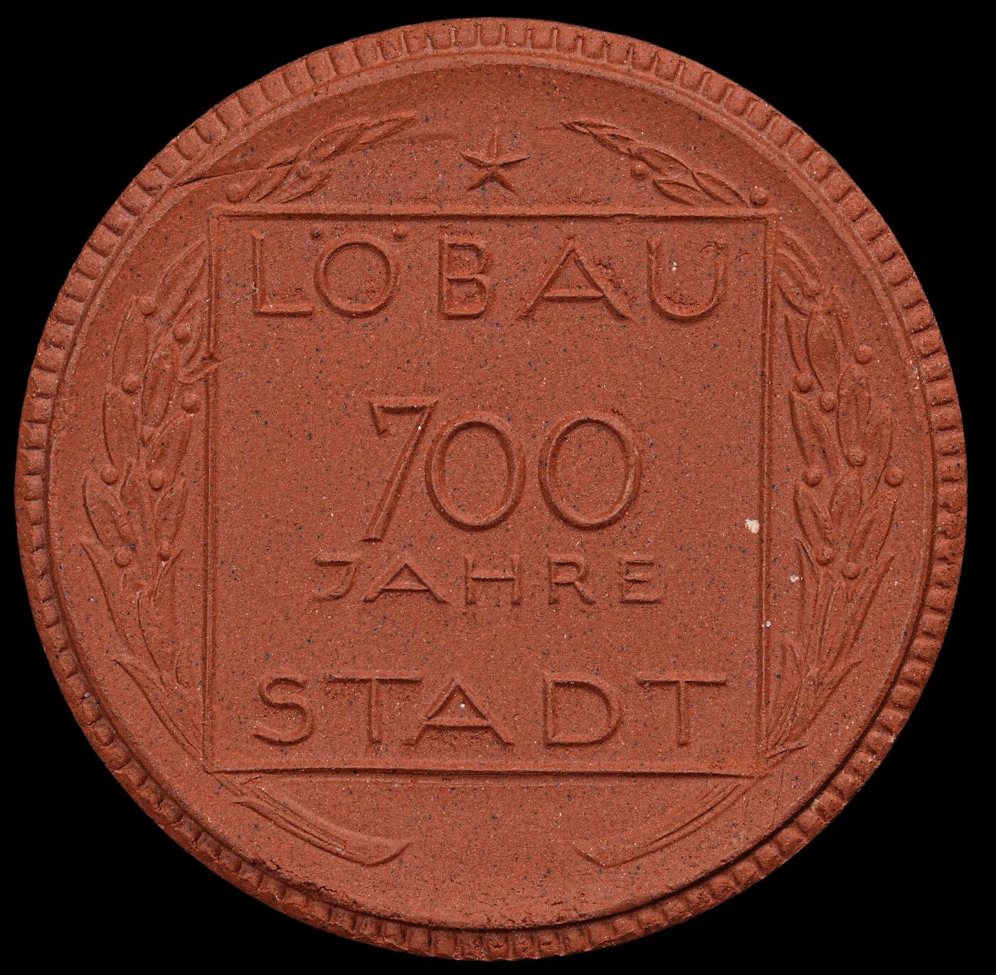 修遠堂世界钱币第101期  1921年德国紧急时期洛鲍（Lobau）地区纪念性应急陶瓷货币（纪念洛鲍建城 700 周年），42.78mm，11.63g，完全未流通