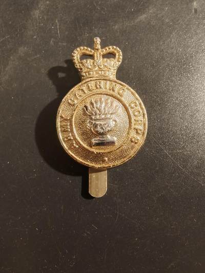 老王徽章第177期 - 英国皇家陆军餐饮兵团帽徽    女王时期