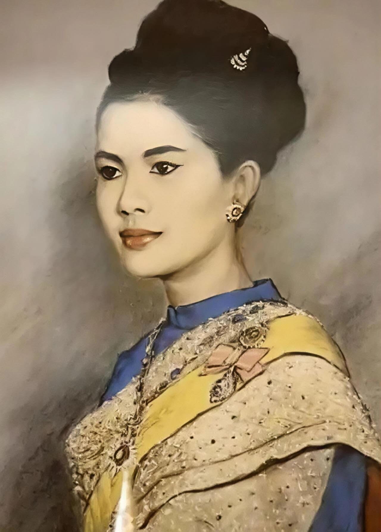 【俄甄集藏】“万象更新、马呈祥瑞”迎新春俄甄精品场-2026年(047)01-21 星期三 晚 19:30 全场包邮 泰国1992年王后诗丽吉60岁寿辰10铢纪念币，PCGS MS67，转光品相