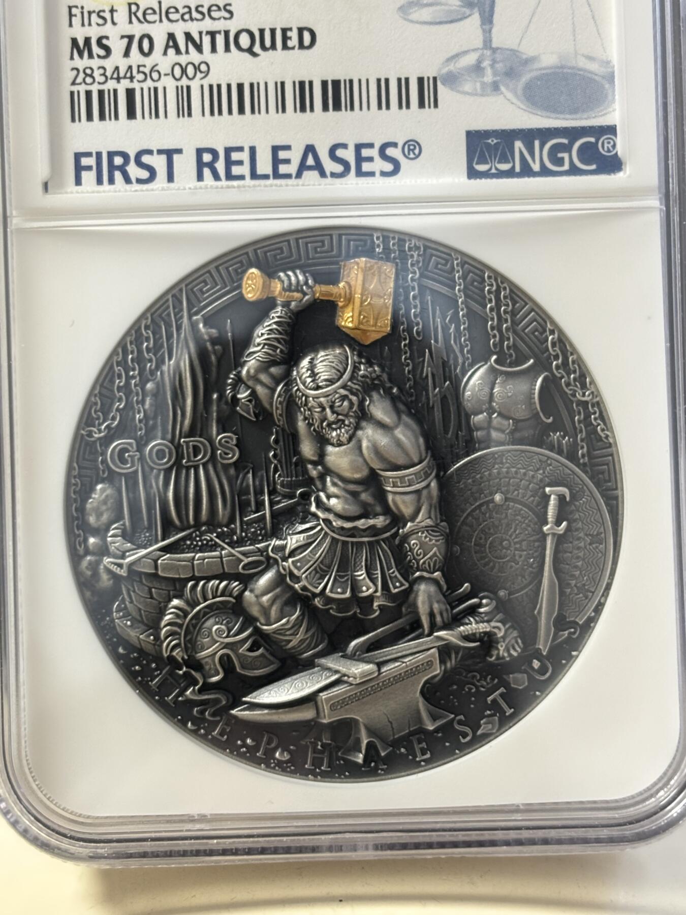 第188期拍卖 纽埃2019年希腊众神3火神赫准斯托斯高浮雕纪念银币NGC-MS70首无原盒证书，999银，2盎司，发行量500枚，