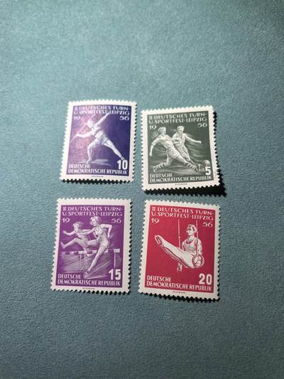 盛世勋华——号角文化勋章邮票专场拍卖第299期 - 东德邮政1956年发行 4全新票 第二届全国运动会